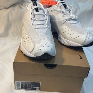 Nike Air Zoom Men's White Sneakers